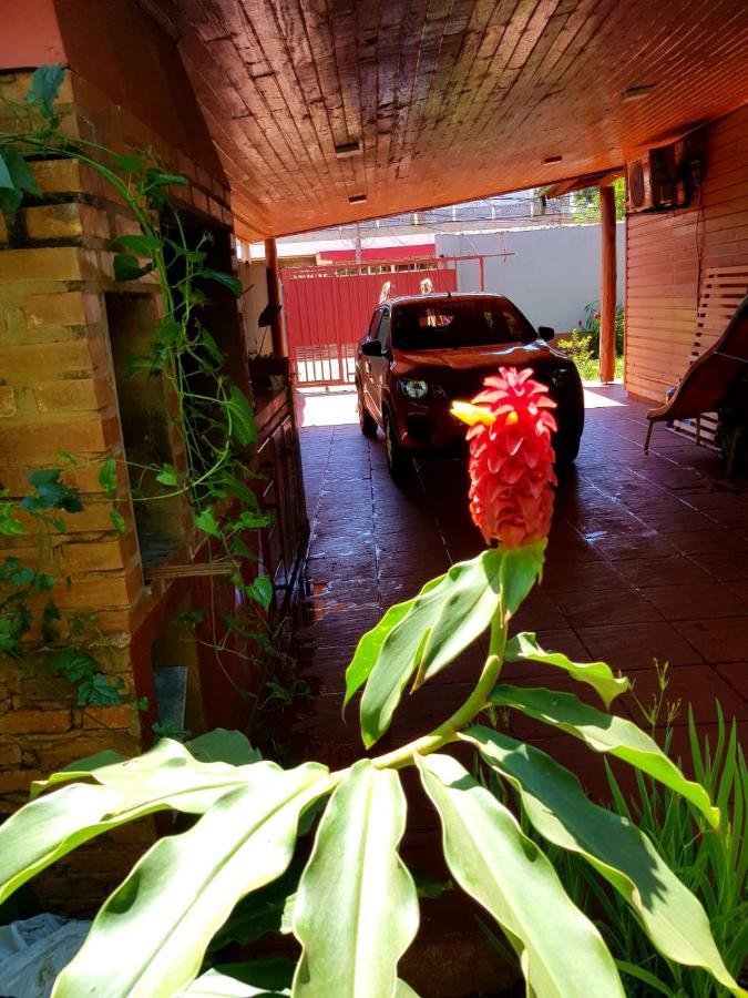 Vivi Iguazu Casa Familiar Villa Puerto Iguazu Bagian luar foto